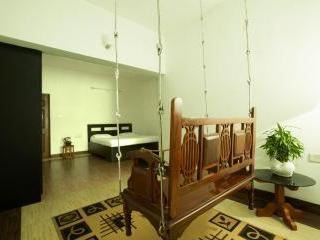 Mount N Mist Hotel Нейнитал Екстериор снимка